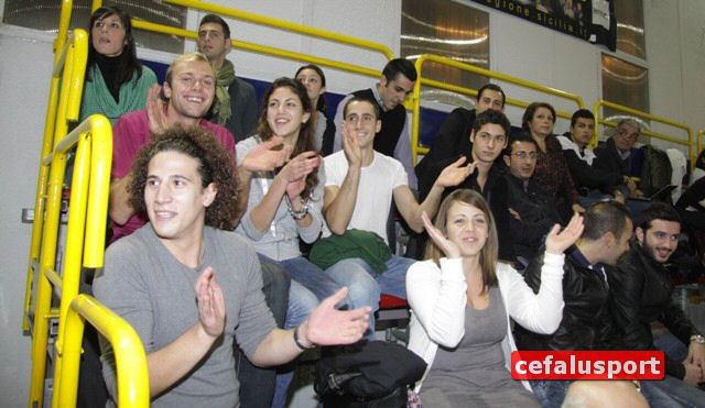 101107_Cutro 275y_tn.jpg